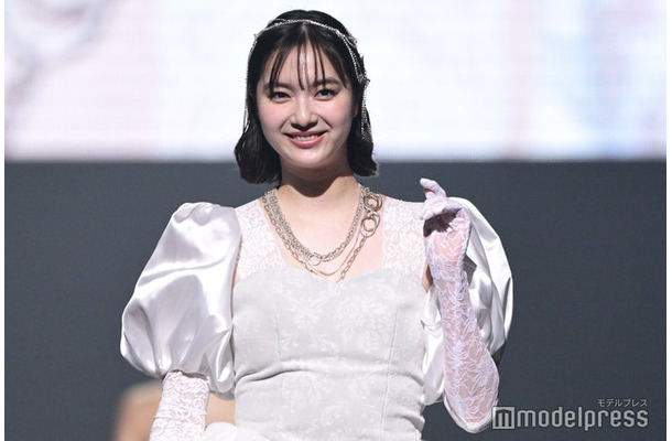新川優愛（C）モデルプレス