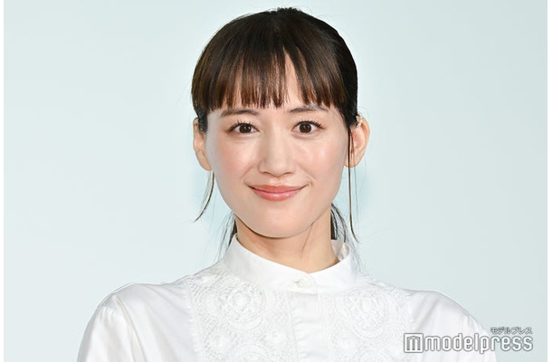 「ひとりでしにたい」取材会に出席した綾瀬はるか（C）モデルプレス