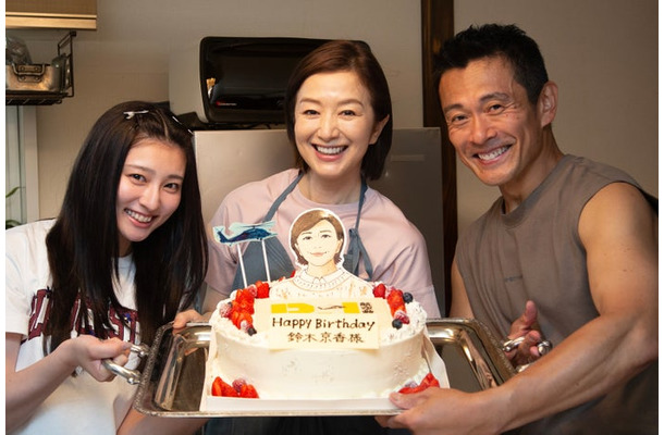 吉川愛、鈴木京香、内野聖陽（C）テレビ朝日