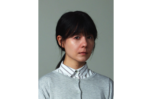 ヒロインの整形前ティザー写真（C）テレビ東京