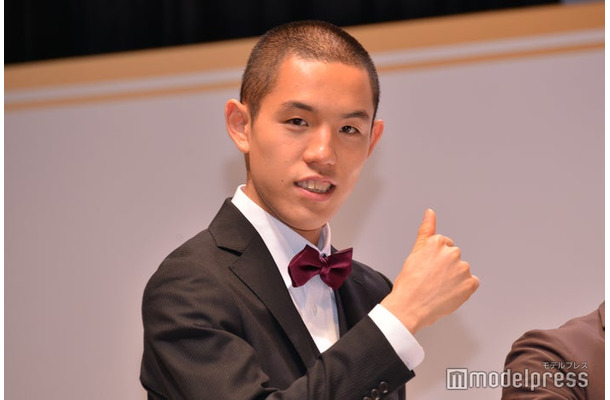 イメチェン前の都築拓紀(C)モデルプレス