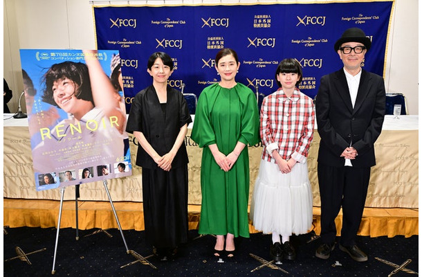 早川千絵監督、石田ひかり、鈴木唯、リリー・フランキー（提供写真）