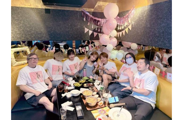 第5子妊娠中の辻希美、杉浦太陽らからサプライズ！誕生日“前夜祭”SHOT公開「本当にありがとう」