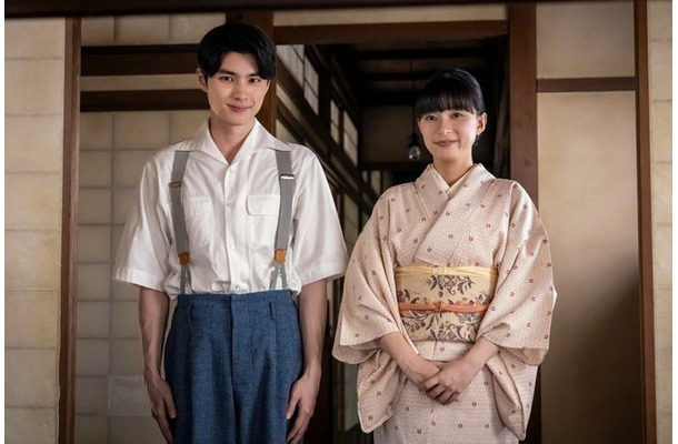 本田響矢、芳根京子(C)フジテレビ