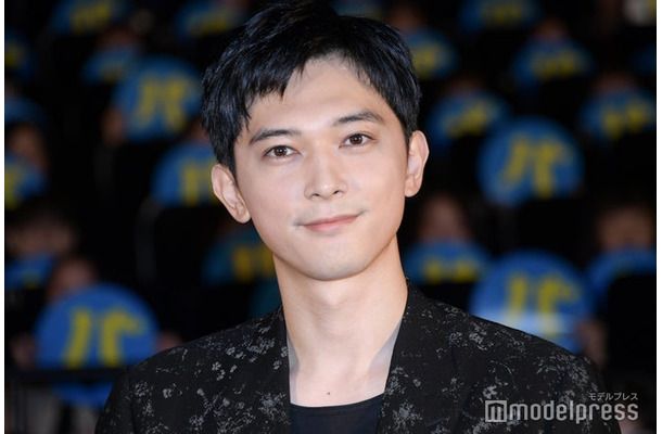 「集中していて雨が降ってるのに気づかなかった」吉沢亮（C）モデルプレス