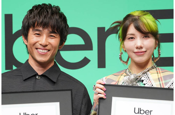 中尾明慶、仲里依紗＆11歳息子とパシャリ！幸せSHOTに「理想の夫婦で理想の家族」「笑顔がステキ」の声