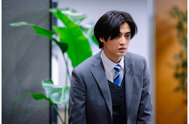 高橋海人「DOPE 麻薬取締部特捜課」第1話（C）TBS