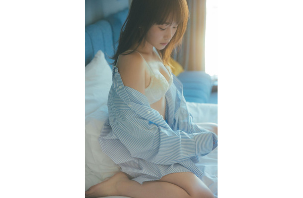 川栄李奈1st写真集「youphoria」撮影:東京祐