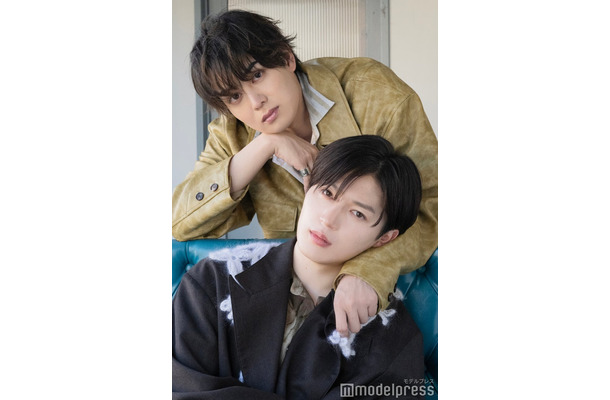 モデルプレスのインタビューに応じた前田大輔、西山智樹（C）モデルプレス