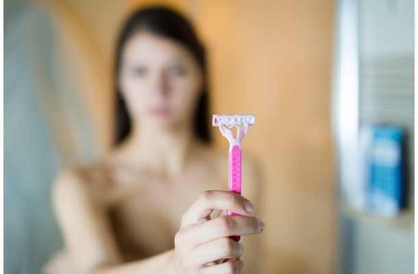 子どものムダ毛処理、何歳からやっていい？もし、プールの授業前日にケアしてたら止めさせて！【専門医に聞きました】
