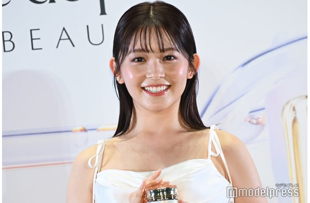 「クレ・ド・ポー ボーテ POPUPイベント」フォトコールに登壇した久間田琳加（C）モデルプレス