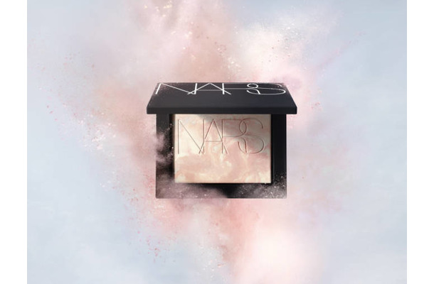 NARS、「ライトリフレクティング プリズマティックパウダー」新シェードが数量限定で登場！