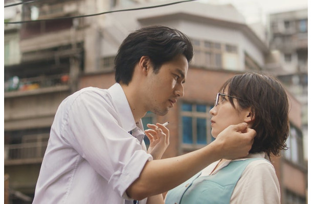水上恒司、吉岡里帆（C）眉月じゅん／集英社・映画「九龍ジェネリックロマンス」製作委員会