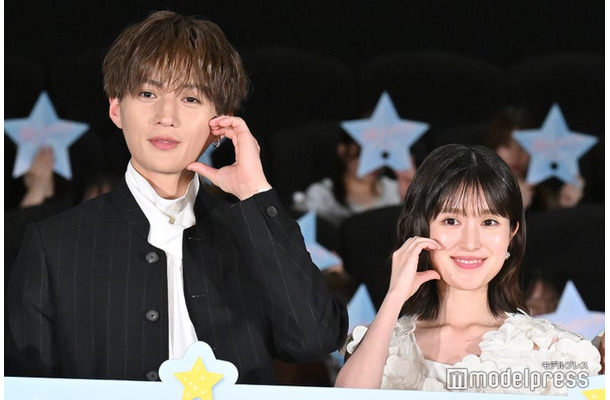 「隣のステラ」完成披露舞台挨拶に出席した八木勇征、福本莉子（C）モデルプレス
