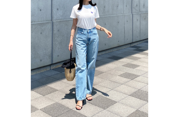夏の王道鉄板コンビ！白T×デニムを大人が着こなす秘訣とは【40代の毎日コーデ】