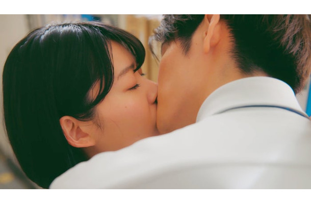 葵うたの、山本涼介「ただの恋愛なんかできっこない」9話(C)「ただの恋愛なんかできっこない」製作委員会