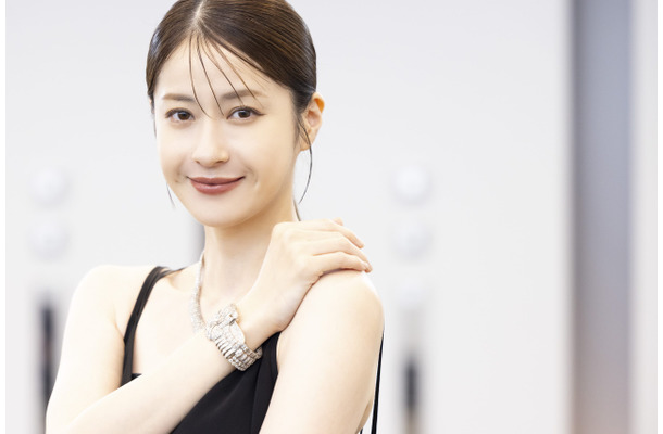 松本若菜さん「実はむくみやすいのにラーメンが好きで」知られざる素顔にギャップ萌えが止まらない！「運動習慣がないのになぜか続いている」ルーティンや多忙な中での密かな楽しみとは？