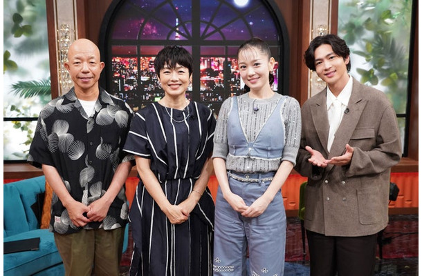小峠英二、有働由美子、西野カナ、松下洸平（C）日本テレビ