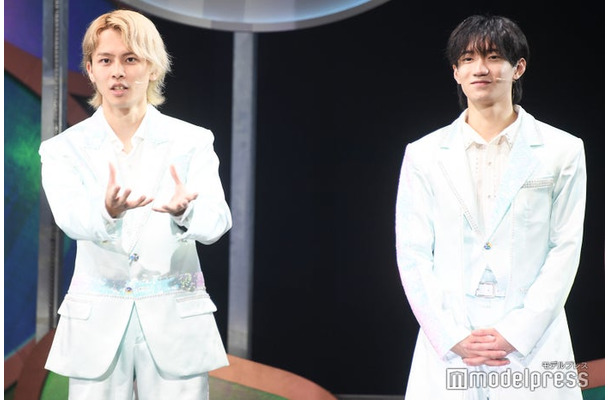 舞台「ANDO」囲み取材に出席した矢花黎、川崎星輝（C）モデルプレス