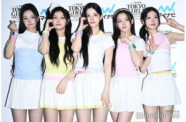 ILLIT/YUNAH(ユナ)、WONHEE(ウォンヒ)、MINJU(ミンジュ)、IROHA(イロハ)、MOKA(モカ)(C)モデルプレス