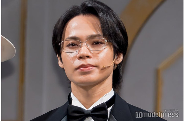 同じ影山役の櫻井翔からのエールに喜ぶ上田竜也（C）モデルプレス