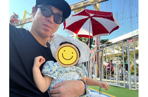 東貴博、1歳次女が“浅草花やしき”デビュー「やっと連れて来れた」「ちっちゃい子が乗れるのも たくさん」