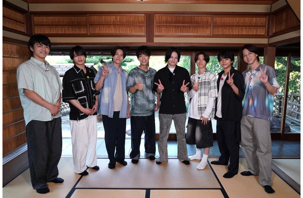 （左から）篠塚大輝、猪俣周杜、橋本将生、原嘉孝、菊池風磨、松島聡、佐藤勝利、寺西拓人（C）フジテレビ