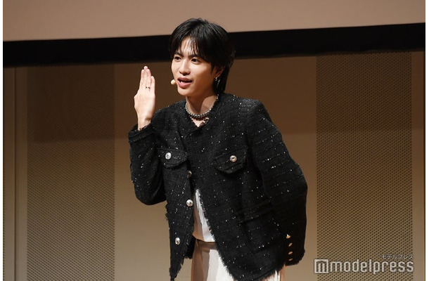 指輪を1年間匂わせていた志尊淳（C）モデルプレス