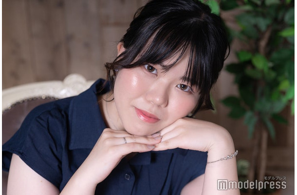モデルプレスのインタビューに応じた白川佑紀さん（C）モデルプレス