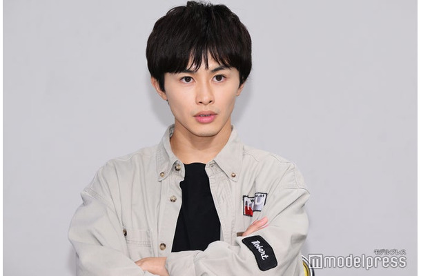 「地獄は善意で出来ている」囲み取材に出席した草川拓弥（C）モデルプレス