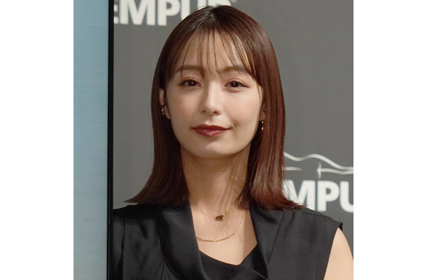 宇垣美里「良い匂いですよね」愛用の持ち歩きハンドクリームを紹介!