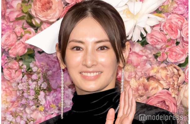 映画「ナイトフラワー」完成披露試写会舞台あいさつに出席した北川景子（C）モデルプレス