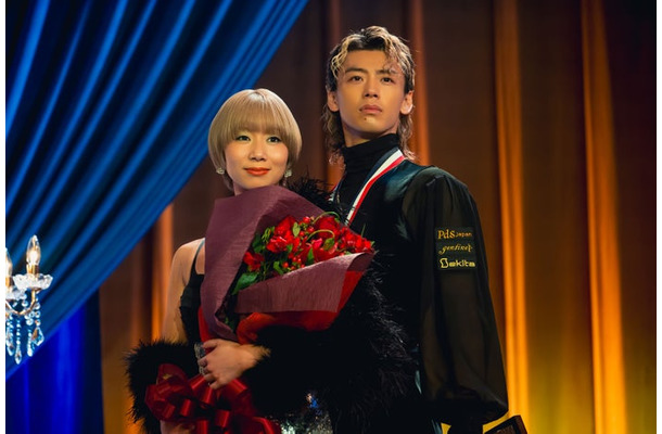 土居志央梨、竹内涼真(提供写真)