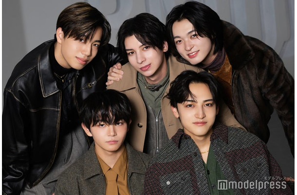 (上段左から)GOICHI(ゴイチ)、ADAM(アダム)、RUI(ルイ)(下段左から)TAIKI(タイキ)、KANON(カノン)/STARGLOW(C)モデルプレス