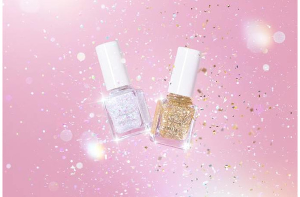 パラドゥ、贅沢ラメが上品にきらめく新シリーズ「グリッタリーネイル」誕生