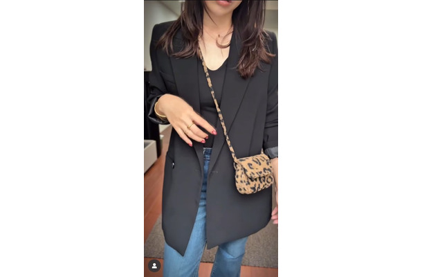 スリムフレアが新鮮!【GU】パンツをまとった大人ハンサムなデニムスタイル【40代の毎日コーデ】