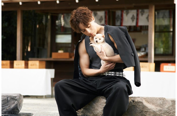 白濱亜嵐（C）2025「ロマンティック・キラー」製作委員会（C）百世渡／集英社