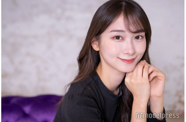 モデルプレスのインタビューに応じた畠山柚花子さん（C）モデルプレス