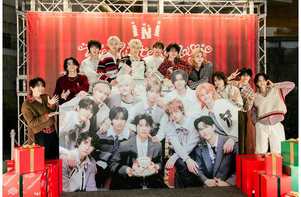 INI（左から）高塚大夢、西洸人、尾崎匠海、田島将吾、木村柾哉、後藤威尊、藤牧京介、松田迅、佐野雄大、許豊凡、池崎理人（C）LAPONE ENTERTAINMENT