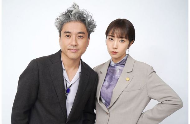 ムロツヨシ、木南晴夏（C）フジテレビ