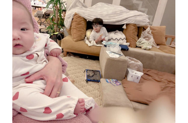 辻希美、連休は子供たちとのんびり！三男＆次女の2SHOT公開「今日は朝から撮影」