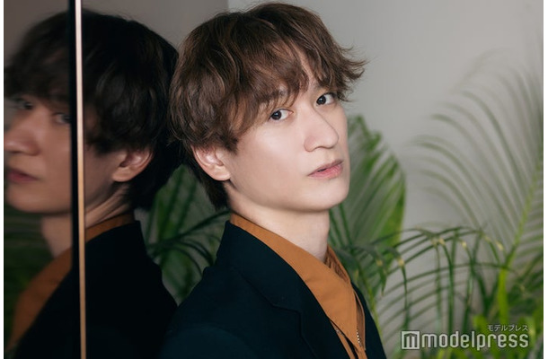 モデルプレスのインタビューに応じた宮田俊哉（C）モデルプレス