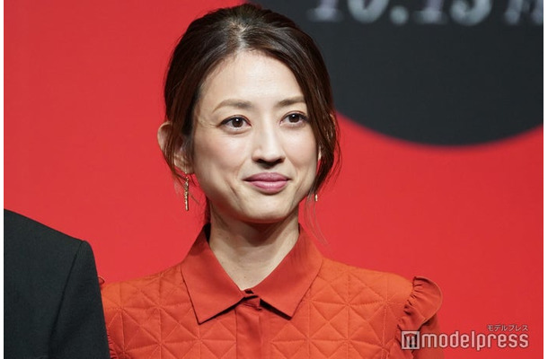 小沢真珠 (C)モデルプレス