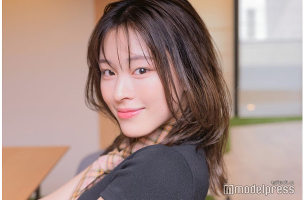 茶髪の美月（C）モデルプレス