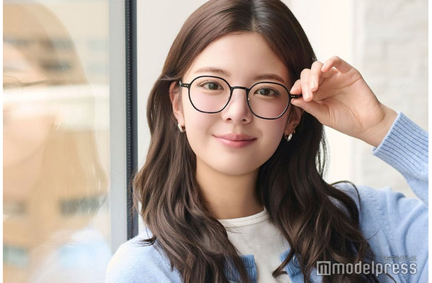 モデルプレスのインタビューに応じたリア（C）モデルプレス