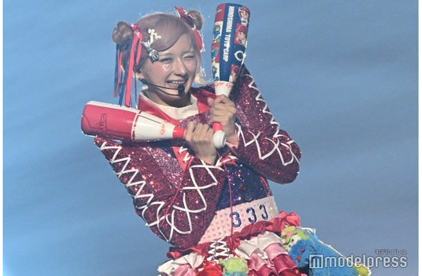 しなこ(C)モデルプレス