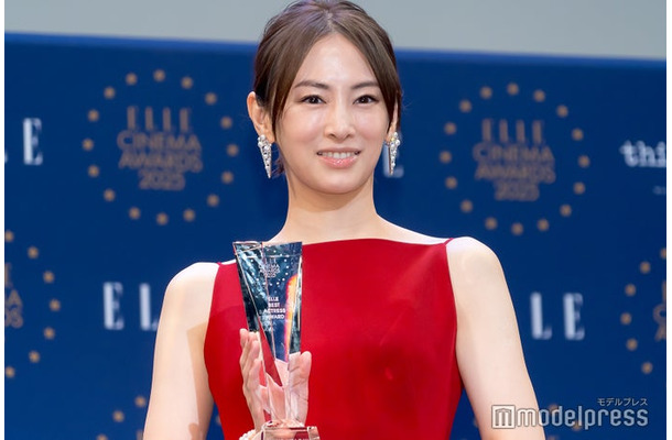 「ELLE CINEMA AWARDS 2025」授賞式に出席した北川景子(C)モデルプレス
