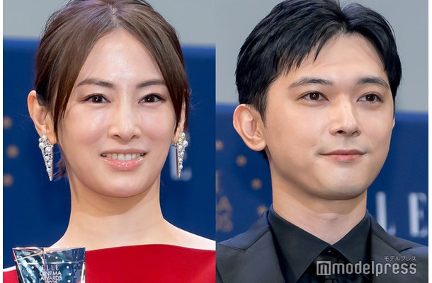 北川景子、吉沢亮(C)モデルプレス