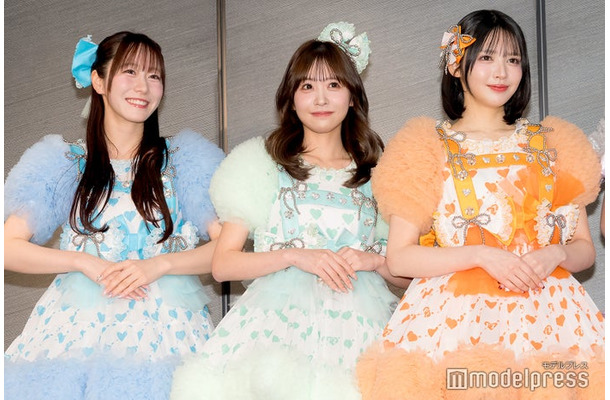 真中まな、櫻井優衣、鎮西寿々歌(C)モデルプレス