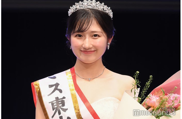 「ミス東大2025」グランプリ・須賀ありささん(C)モデルプレス